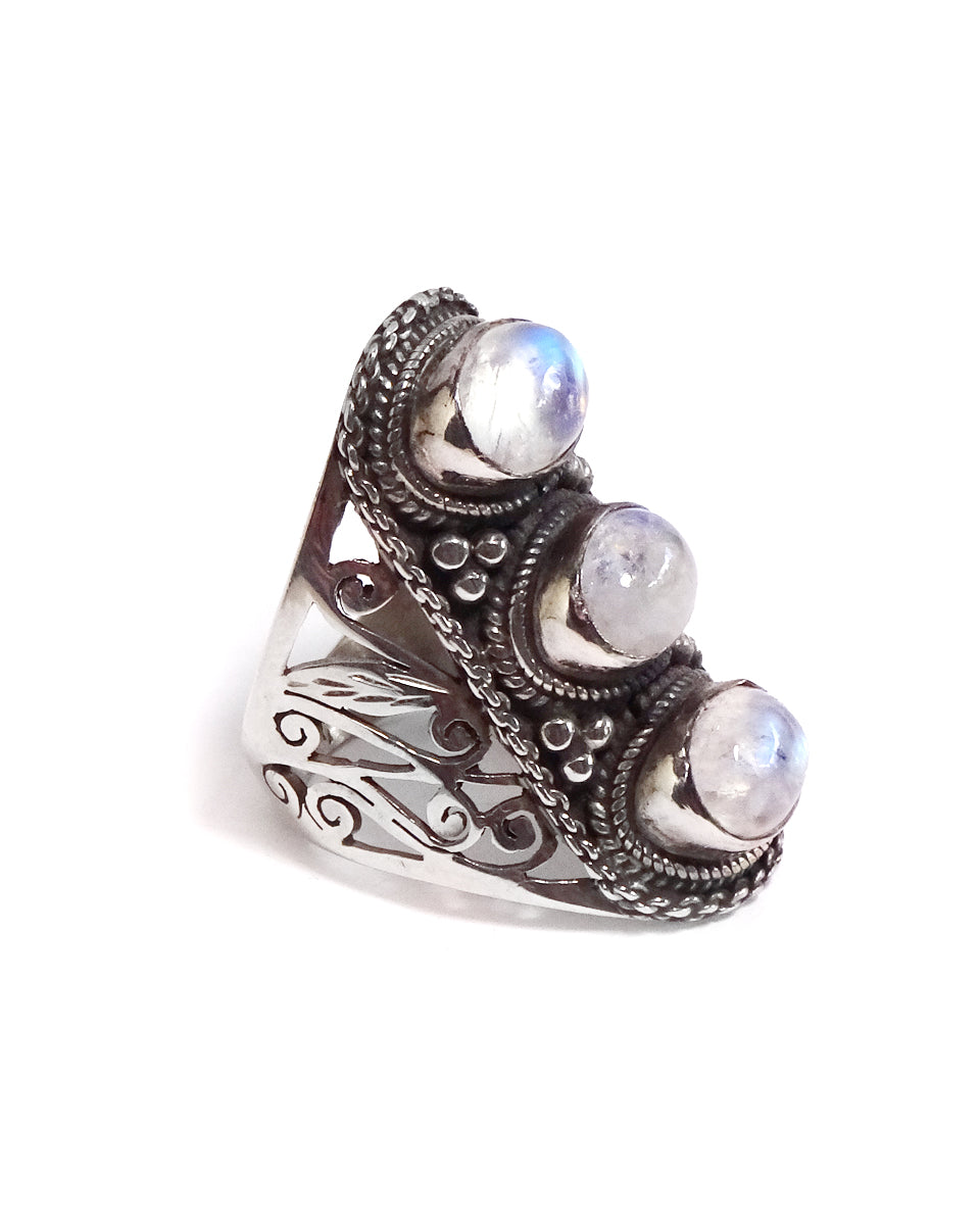 Short Triple Stone Jali Ring