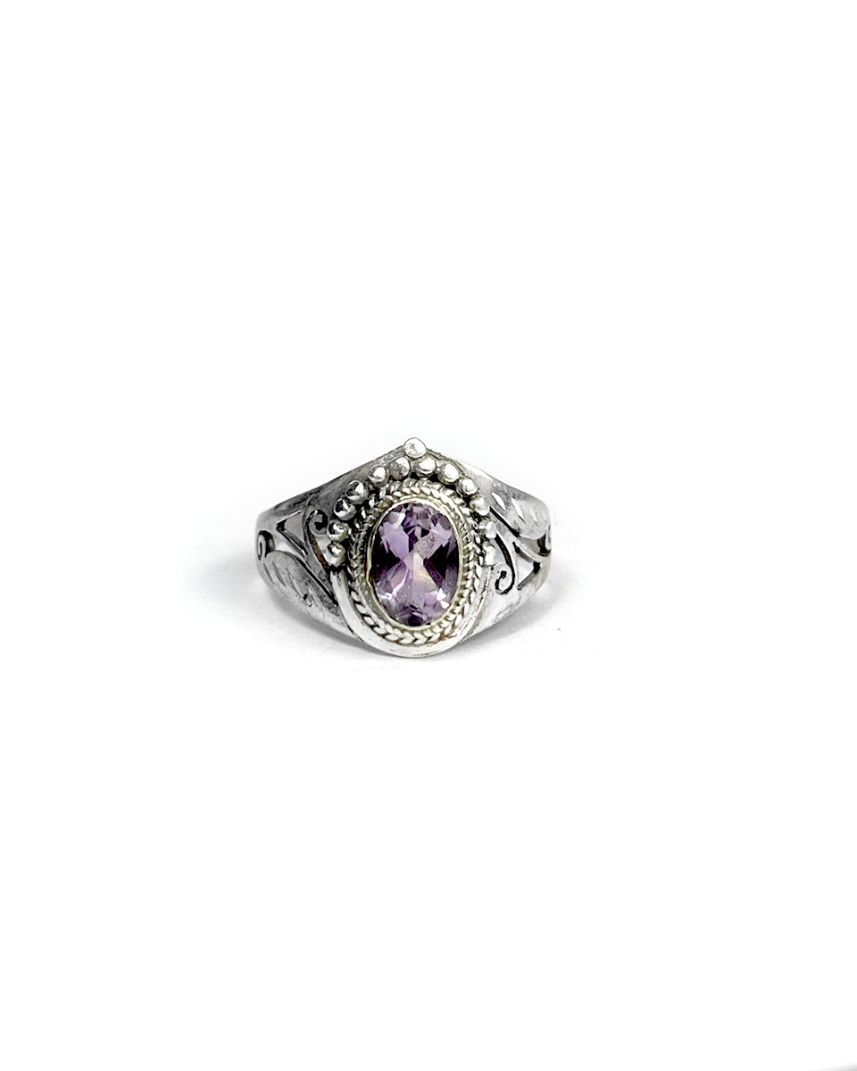 Jali Ring with Crown