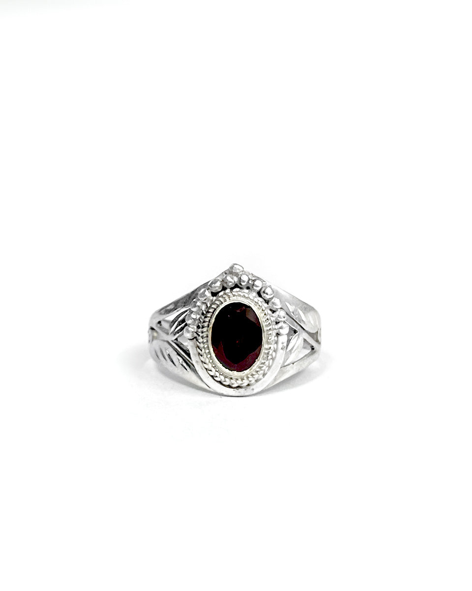 Jali Ring with Crown