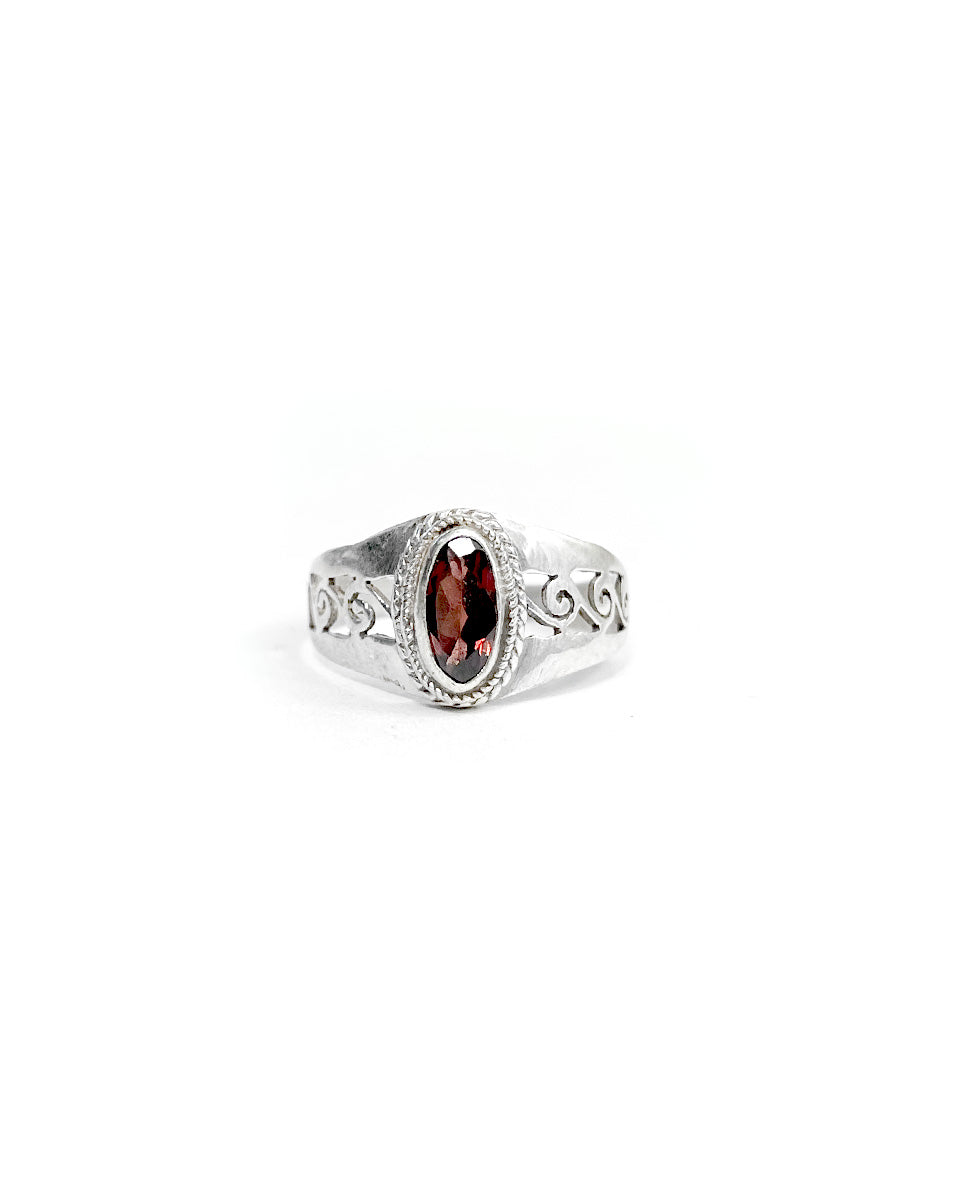 Jali Ring with Marquise Stone