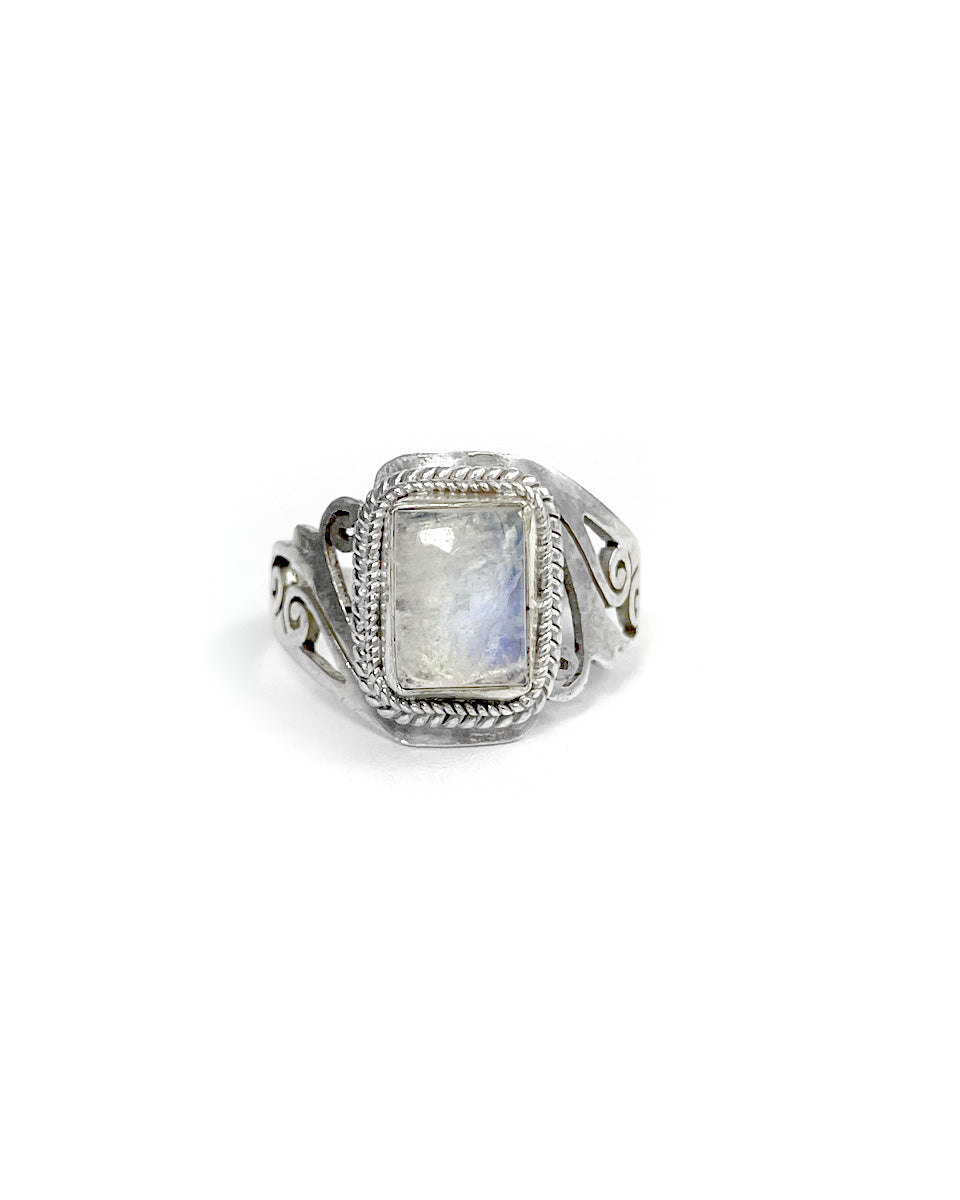 Jali Ring with Square Rainbow Moonstone