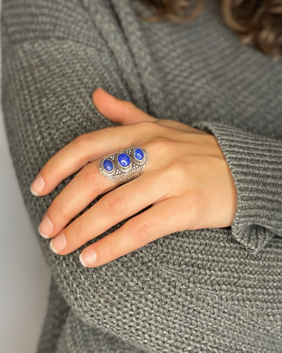 Short Triple Stone Jali Ring