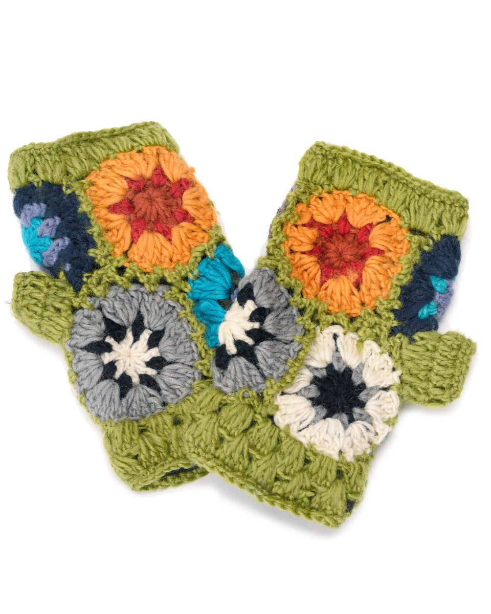 Crochet Flower Gloves